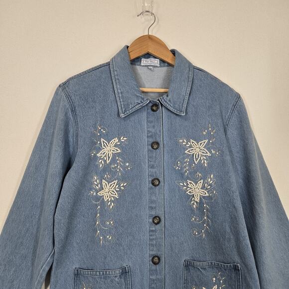 VTG Denim Jean Jacket Shacket Sz M Blue Silver Embroidery Pearls Pockets Boho - Picture 2 of 15